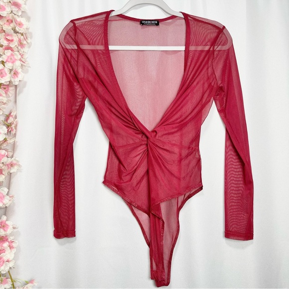 🌸 4/$20 Twist Plunge Sheer bodysuit XS red - Picture 3 of 6